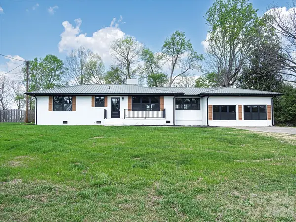 1325 Armstrong RD, Belmont, NC 28012