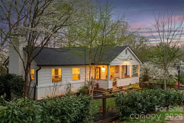 24 Dellwood ST, Asheville, NC 28806