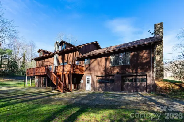 586 Justice Ridge RD, Candler, NC 28715