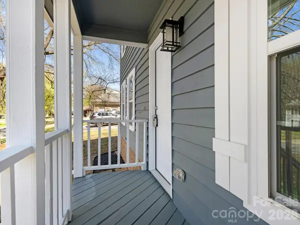 6223 Whitewater DR, Charlotte, NC 28214