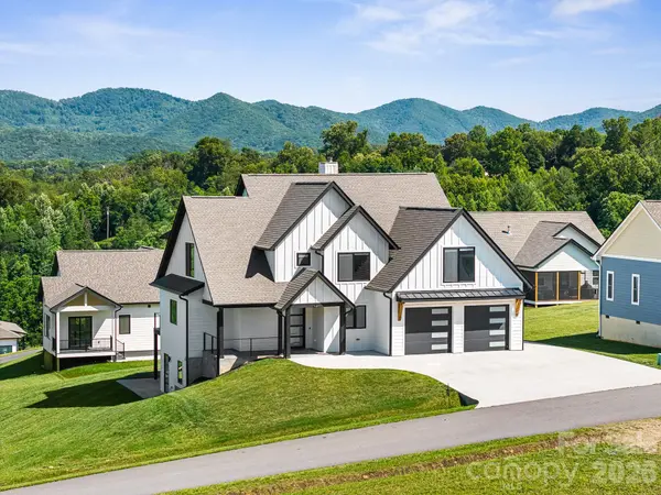 1026 Hillside Ridge RD, Candler, NC 28715