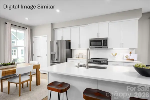 4116 Auburn Oak LN, Charlotte, NC 28208