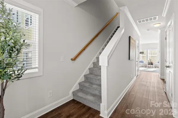 9022 Henry Thoreau RD, Charlotte, NC 28214