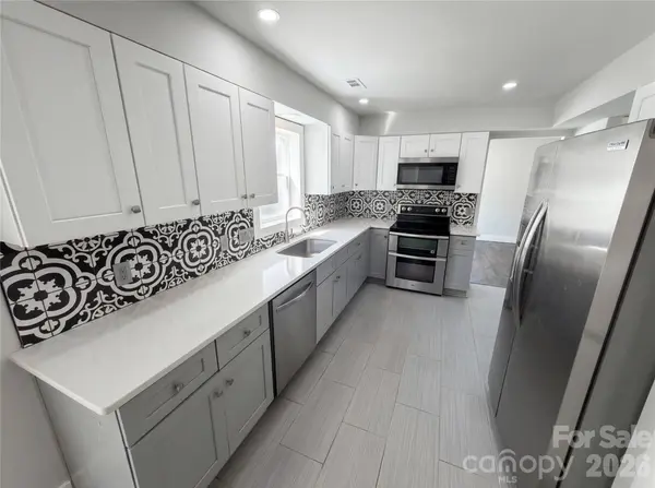 12015 Landen DR, Charlotte, NC 28277