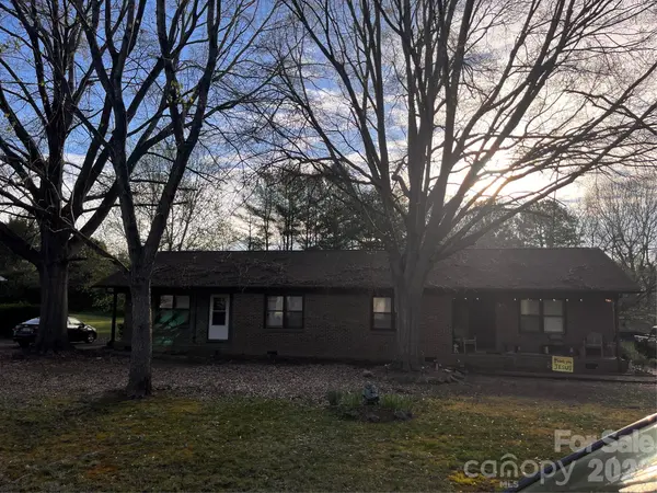 300 Taylor RD, Stanley, NC 28164
