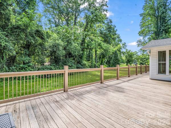260 Warrior DR, Tryon, NC 28782