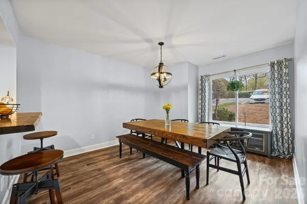 34 Old Post RD, Lake Wylie, SC 29710