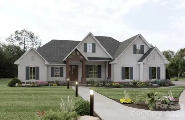 606 Stonecroft CT SE, Lenoir, NC 28645