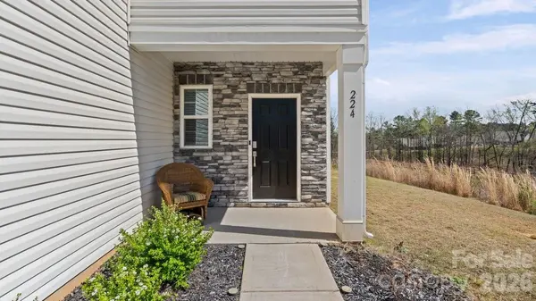 224 Eden AVE, Mooresville, NC 28115