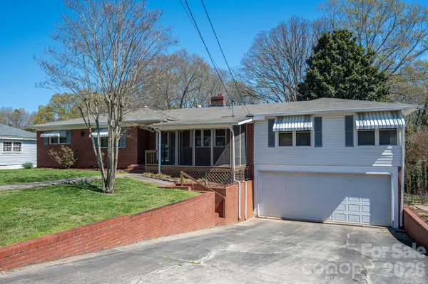 608 N State ST, Lincolnton, NC 28092