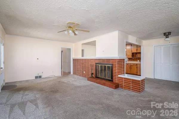 608 N State ST, Lincolnton, NC 28092
