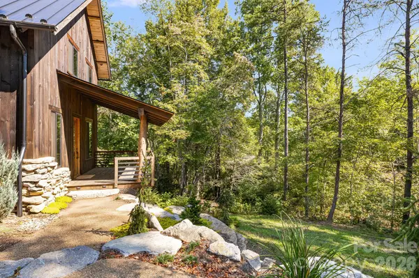 39 Bent Creek Preserve RD, Asheville, NC 28806