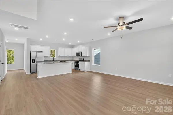 3611 Clover Valley DR, Gastonia, NC 28052