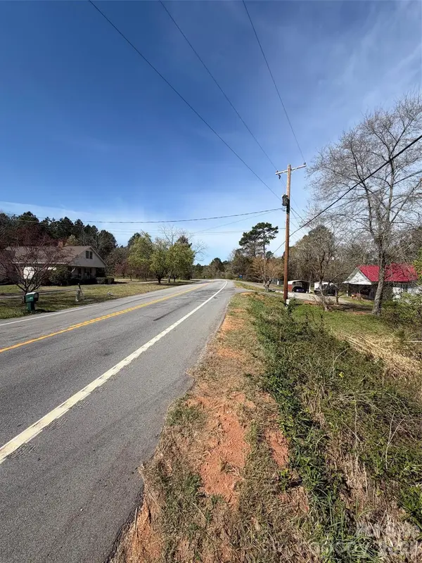 5091 Great Falls HWY, Great Falls, SC 29055