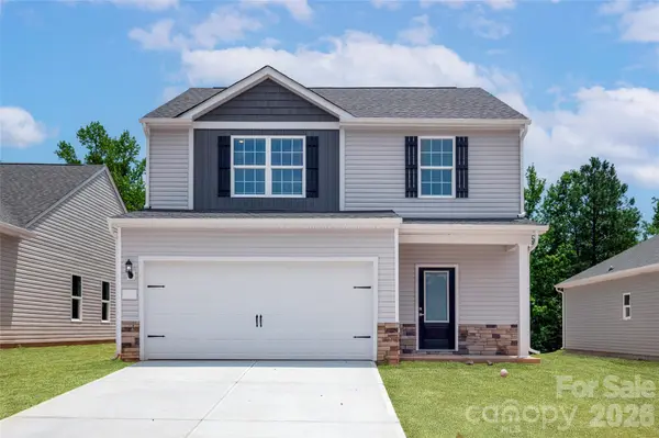 3411 Robindale DR, Winston Salem, NC 27107