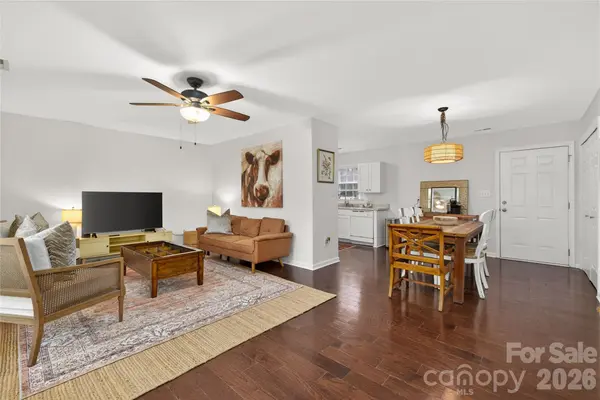 5 S 1st ST, Belmont, NC 28012