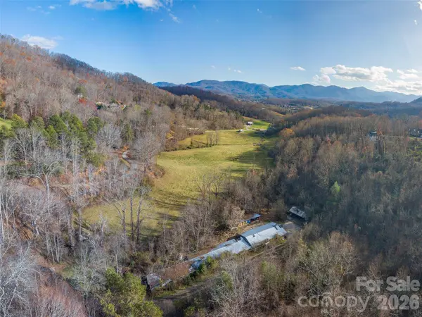 00 Queen Cove RD, Waynesville, NC 28785