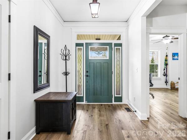 324 Fennel Dun CIR, Biltmore Lake, NC 28715