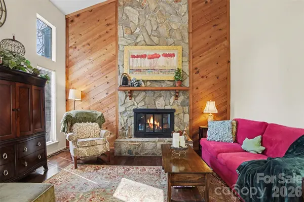 8968 St Croix LN, Charlotte, NC 28277