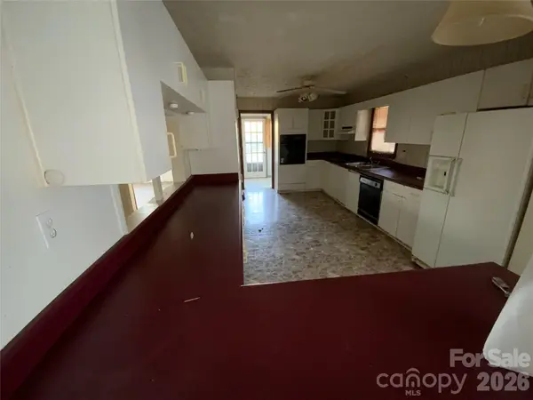 154 Lovelace RD, Forest City, NC 28043