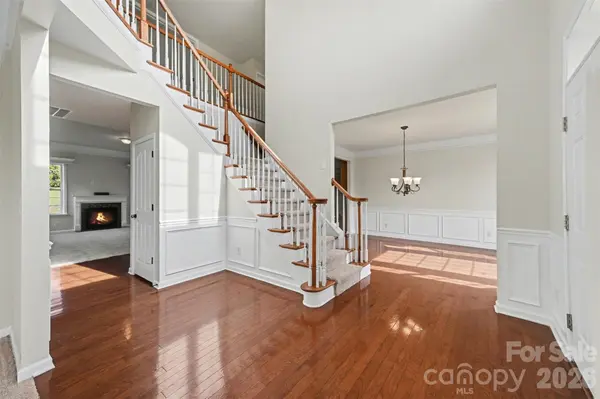7512 Chasewater DR, Harrisburg, NC 28075