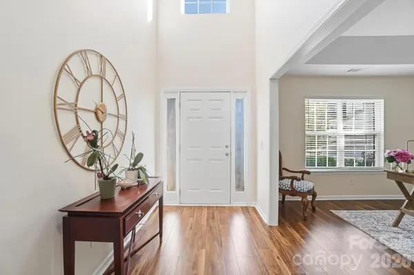 2109 Coral Berry LN, Waxhaw, NC 28173
