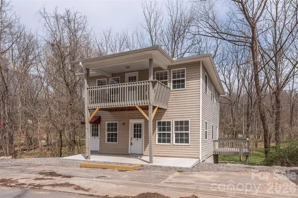 448 Sand Hill RD, Asheville, NC 28806