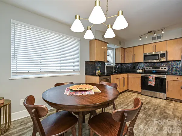 201 N Dotger AVE #C9, Charlotte, NC 28207