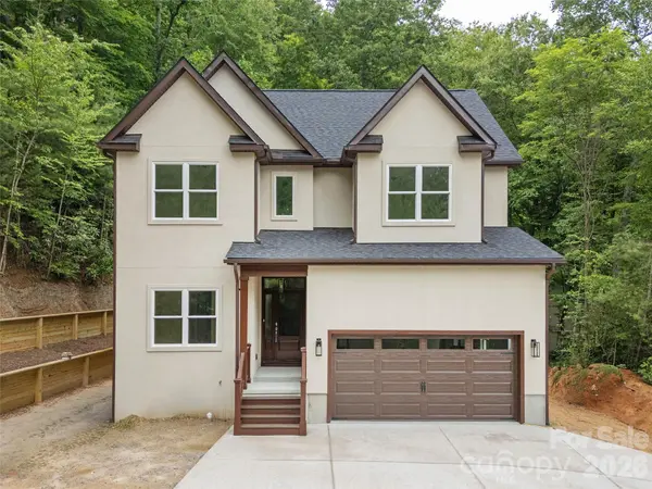 366 Mistletoe TRL, Hendersonville, NC 28791
