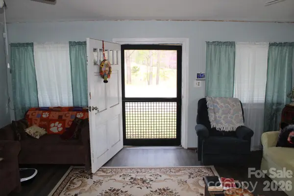 7282 NC Hwy 108 HWY E, Mill Spring, NC 28756