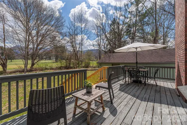 209 Browning RD, Waynesville, NC 28786
