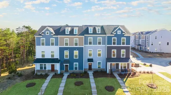 1018 Fairway Green LN #Landon 4BR, Charlotte, NC 28216