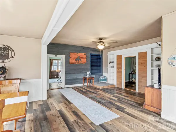 138 Robert Phillips RD, Bakersville, NC 28705