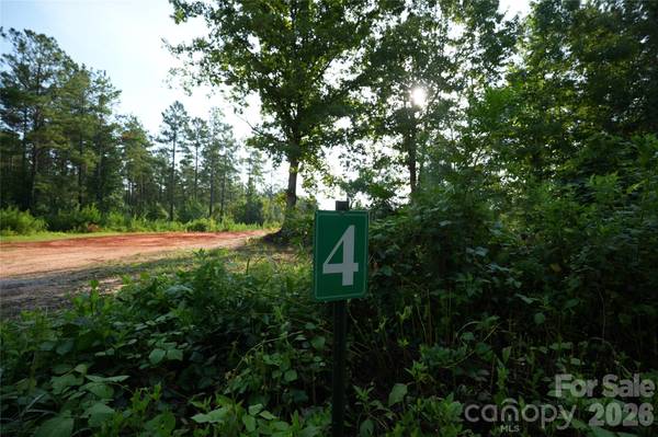 00 Bobby Faucette RD #4, Jonesville, SC 29353