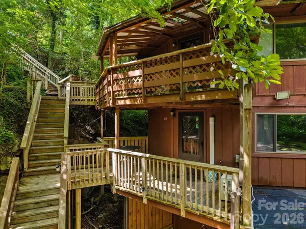 355 Sunset DR, Asheville, NC 28804