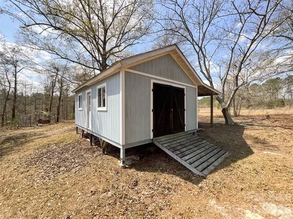 819 Triple Creek RD, Mount Croghan, SC 29727