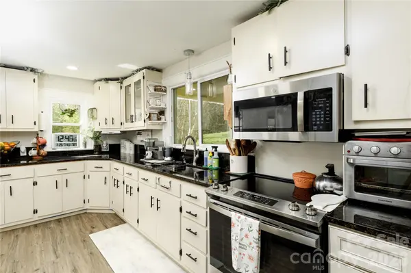 4100 S Fork ST, Hickory, NC 28602