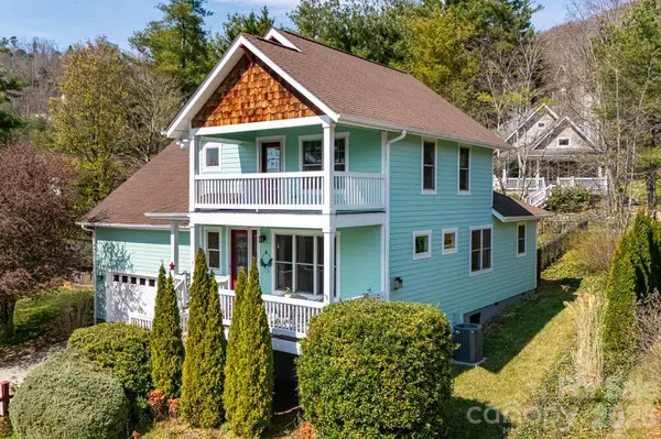7 Oakhaven TER, Asheville, NC 28803