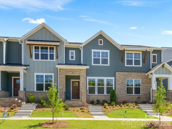 581 Cape Cod WAY, Rock Hill, SC 29732