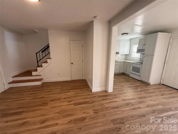 421 Honeywood AVE, Charlotte, NC 28216
