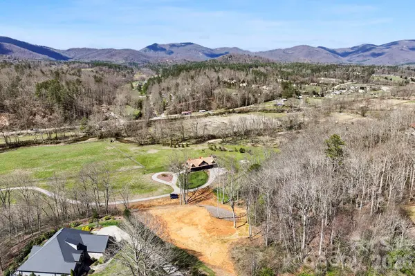 27 Falling Star CT, Fletcher, NC 28732