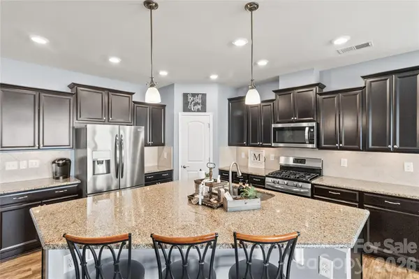 2003 Harvest Time LN, Waxhaw, NC 28173