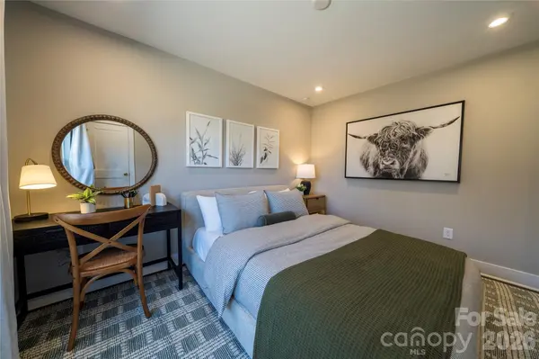 4016 Cue CT, Charlotte, NC 28205