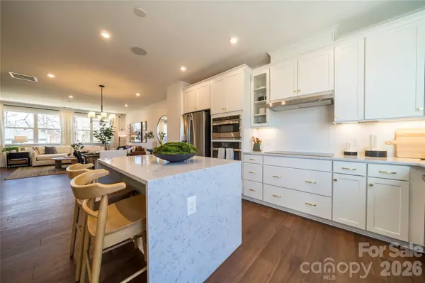 4016 Cue CT, Charlotte, NC 28205