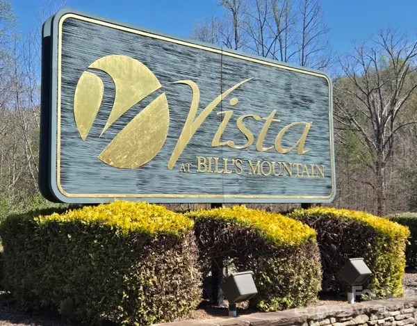 600 High Pines LOOP, Lake Lure, NC 28746