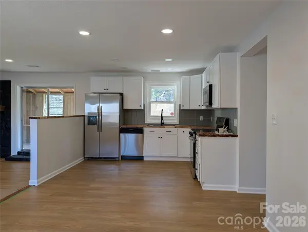 945 Summers RD, Valdese, NC 28690