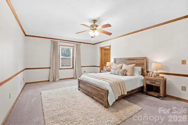 109 Normandy AVE, Boonville, NC 27011