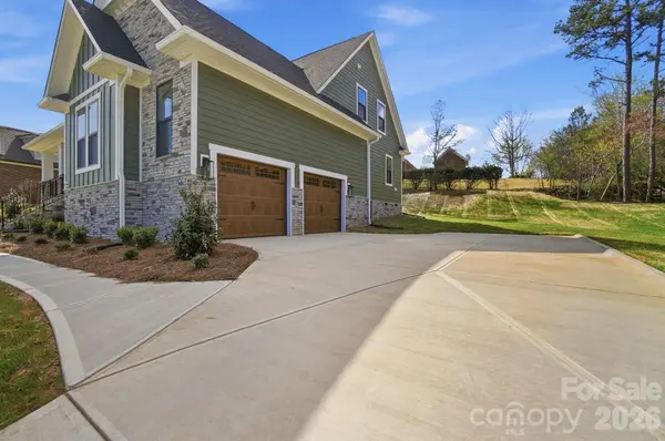 208 Cross Creek DR, Cherryville, NC 28021