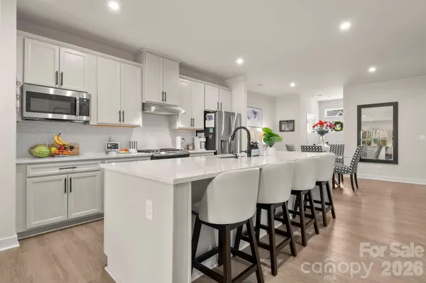 910 Prince Garrett WAY, Denver, NC 28037