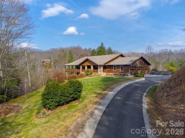 750 Double Springs DR, Almond, NC 28702